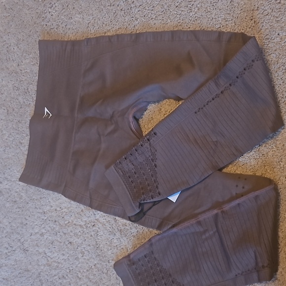 Gymshark Energy+ Seamless Leggings - Taupe - Picture 4 of 4